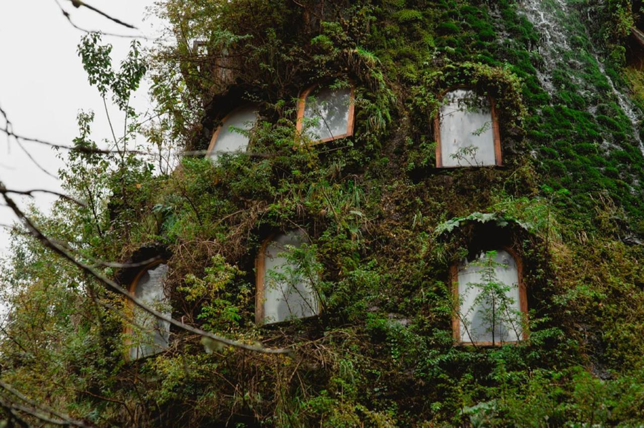 Huilo Huilo Montaña Mágica Vila Exterior foto